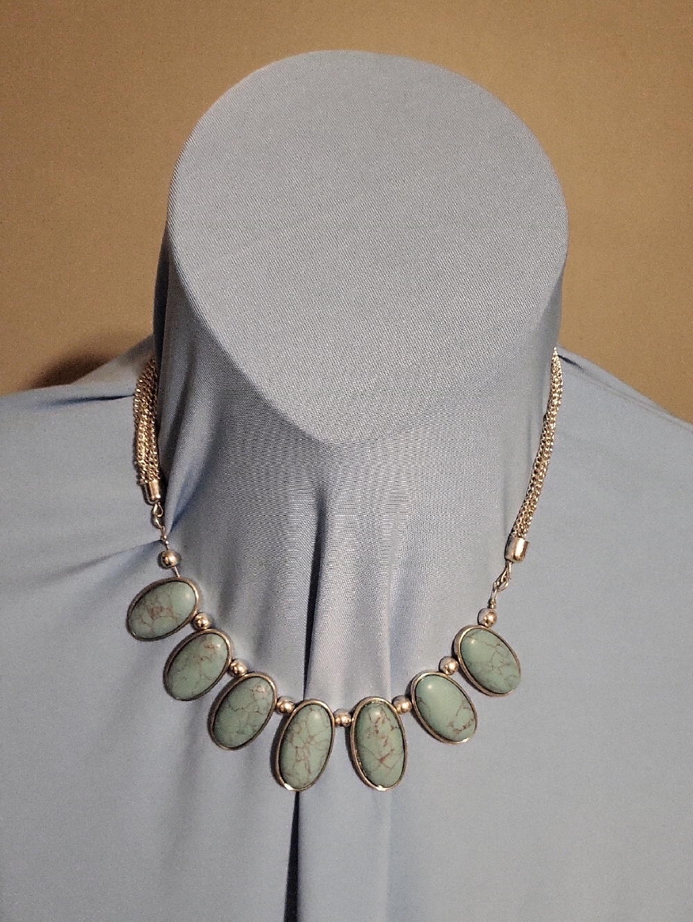 Elegant Turquoise Stone Statement Necklace - Women Jewelry